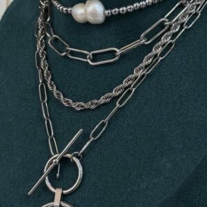 collares plateados